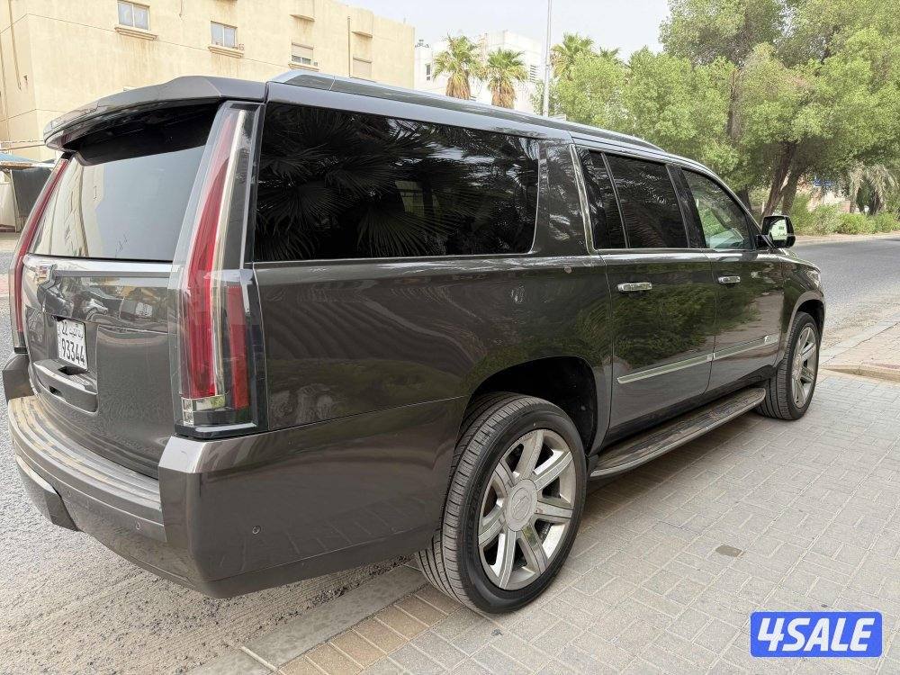 كاديلاك إسكاليد XL سوبر - بريميوم2