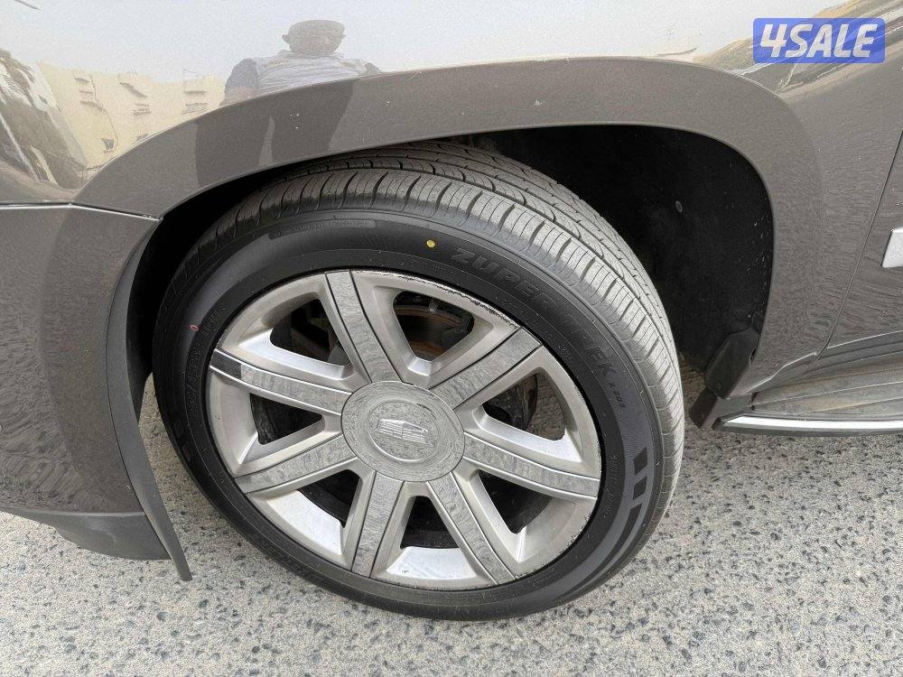 كاديلاك إسكاليد XL سوبر - بريميوم10