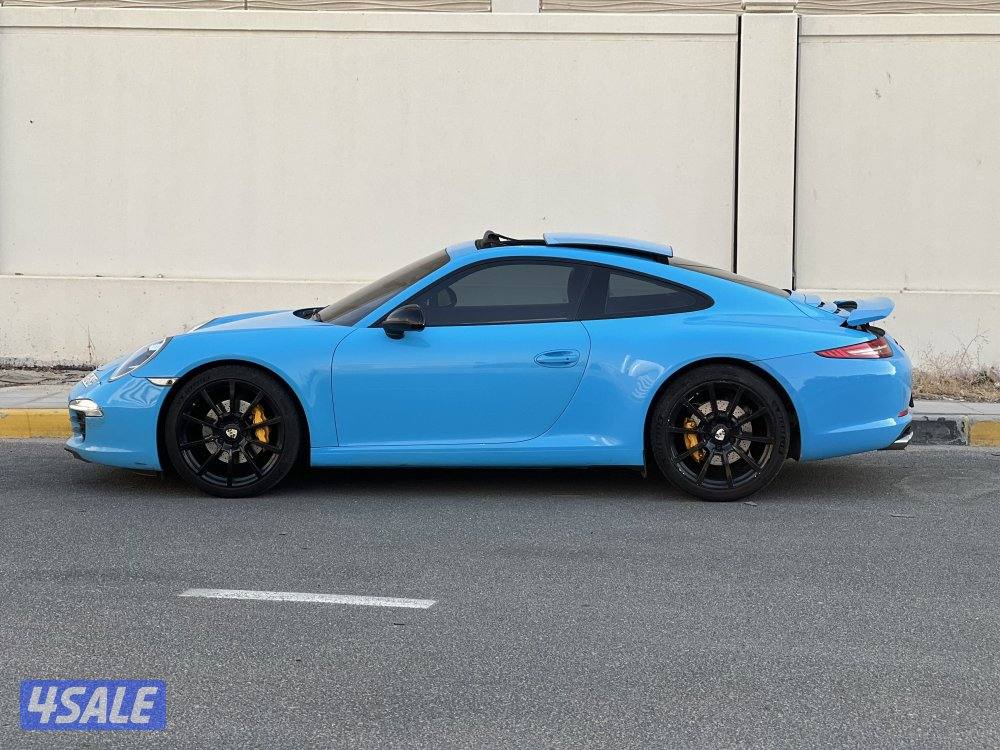 كاريرا 2012 من داخل احمر 9115