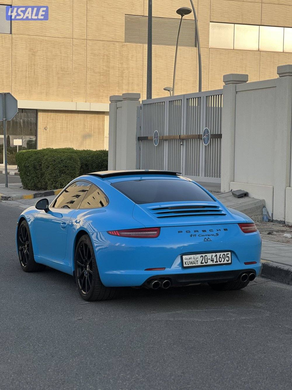 كاريرا 2012 من داخل احمر 9116