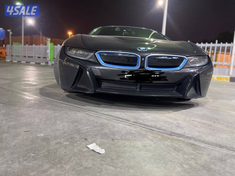 للبيع i8 20152