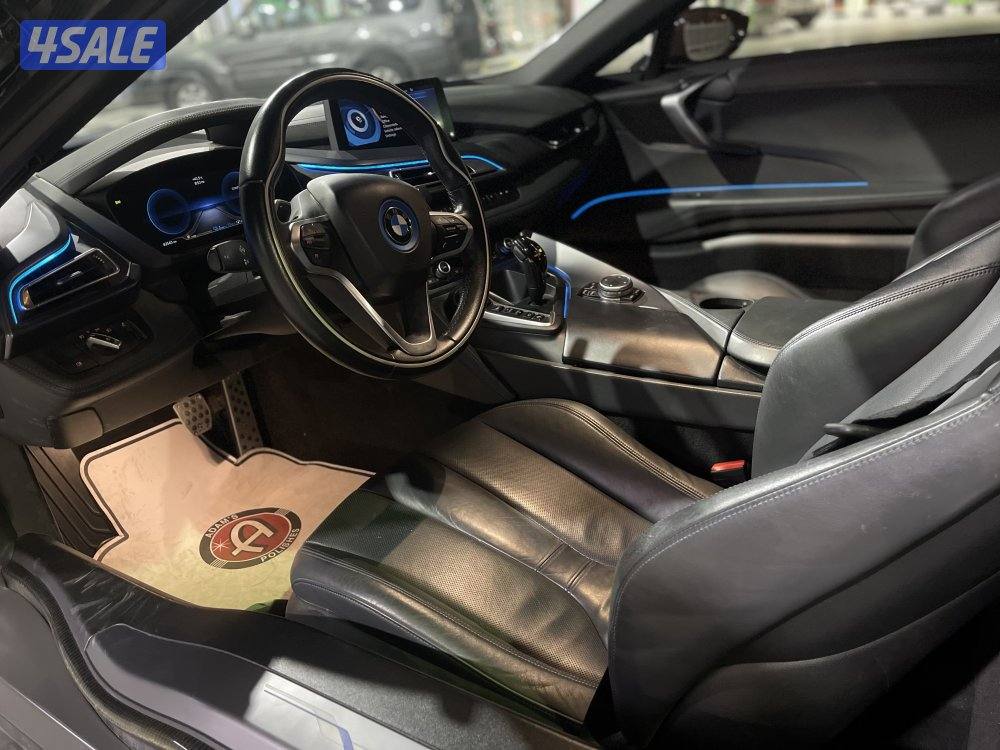 للبيع i8 20156
