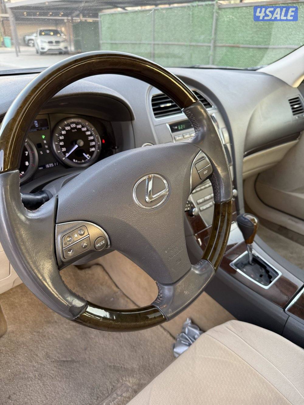 لكزس es3504
