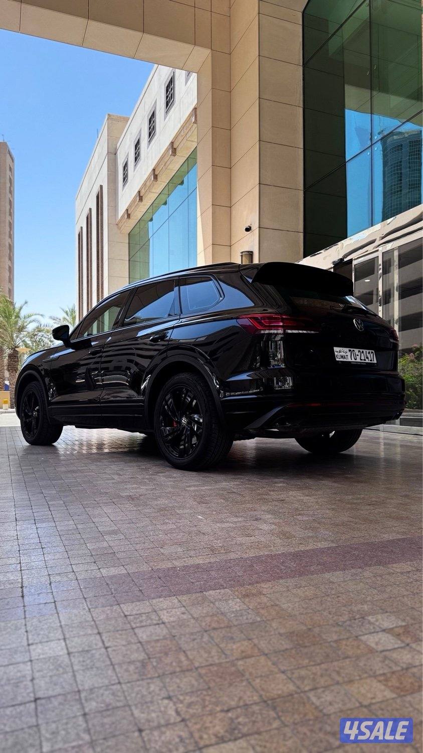 فولكس فاجن - طوارق - 20221