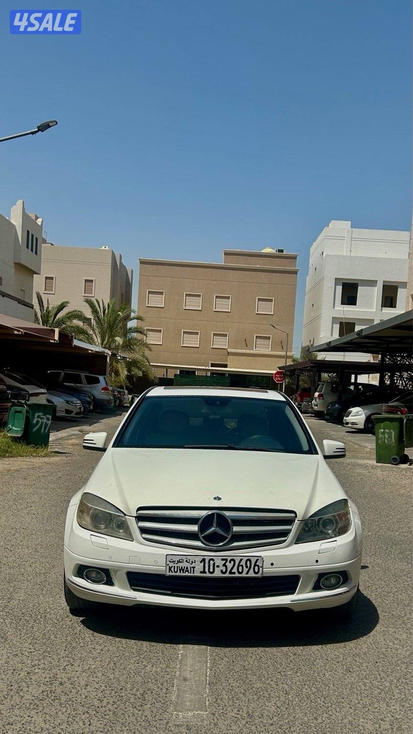مرسيدس C2002