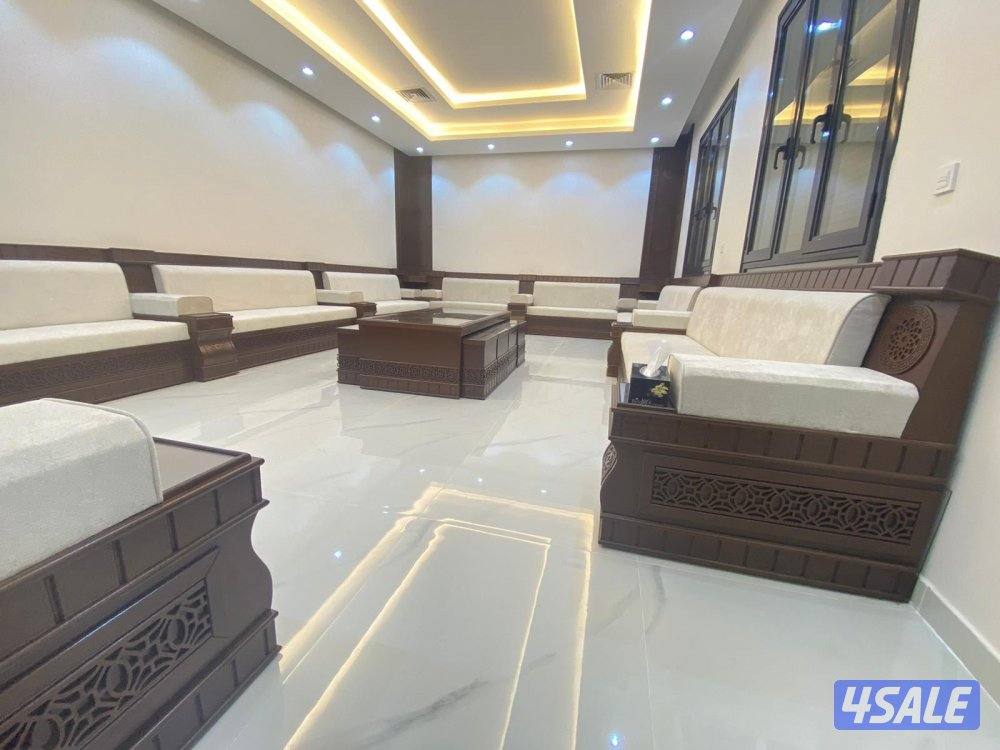 ديوانيات رسميه وديكورات واوجارات ومكتبه تلفزيون وصلات داخليه4