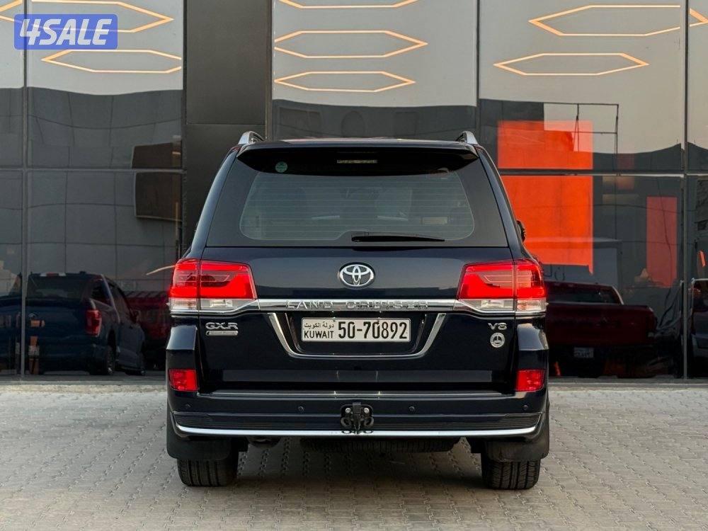 LAND CRUISER GRAND TOURING GXR _20195