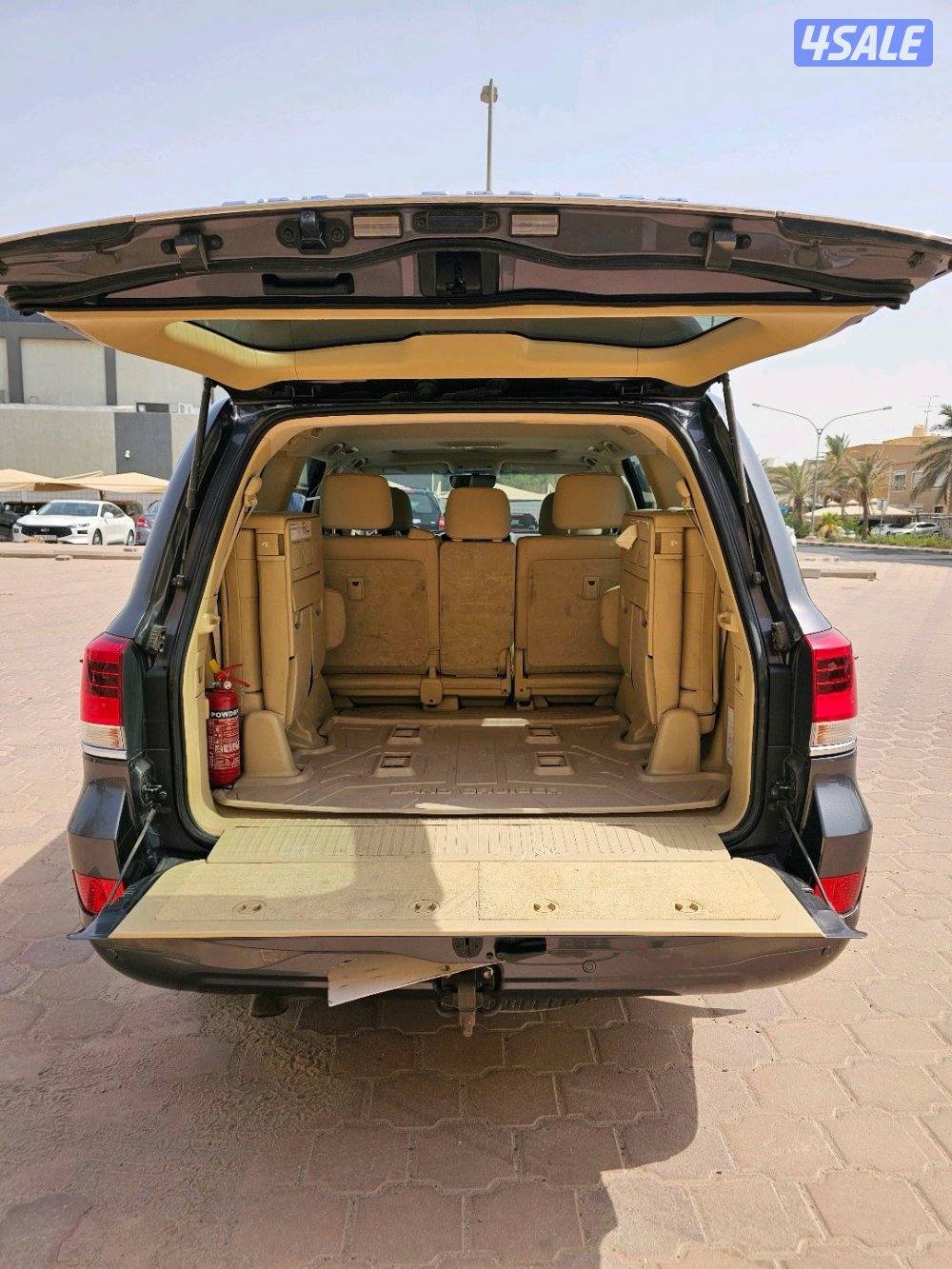 Toyota Land Cruiser GXR2