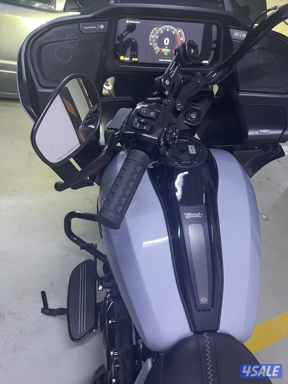 للبيع هارلي ديفيدسون رود جلايد3