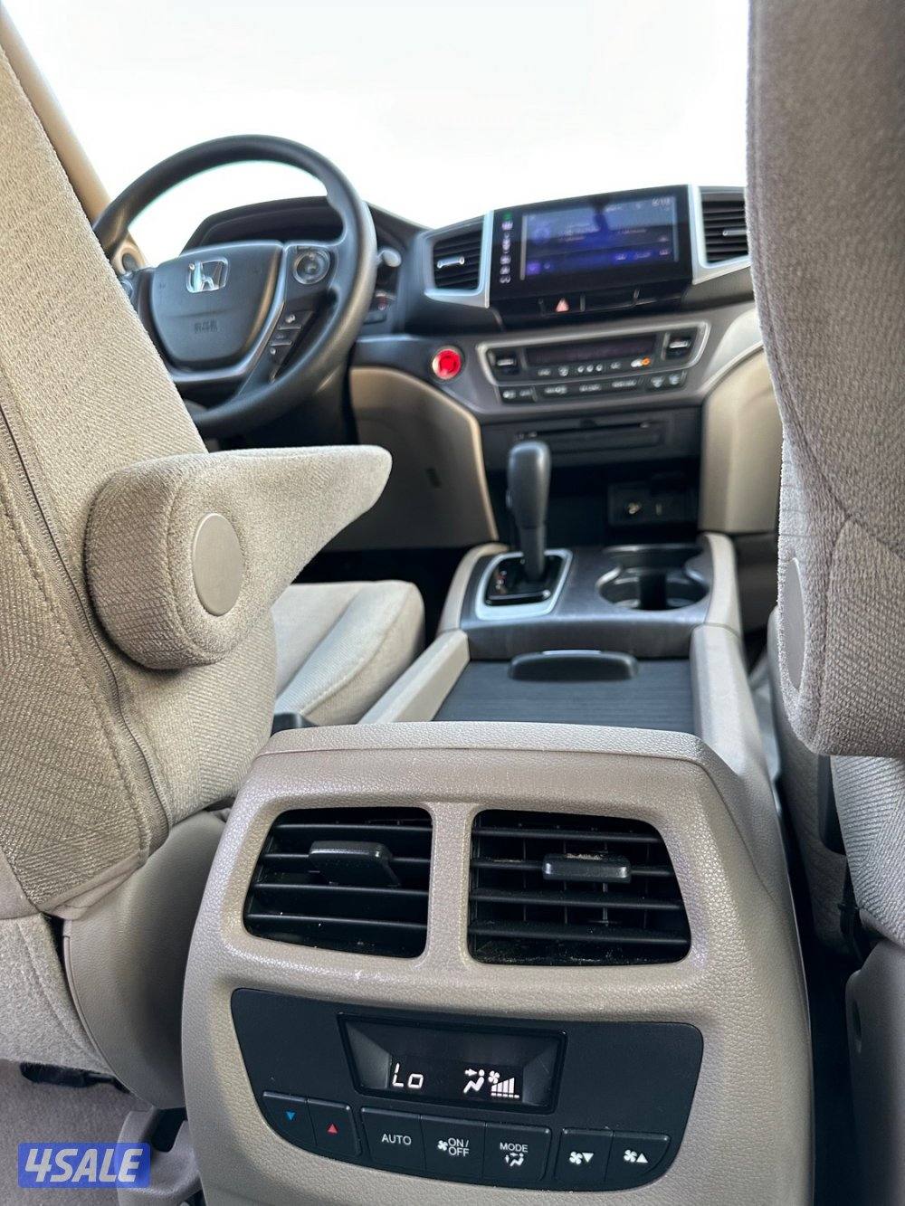 هوندا بايلوت ماشي 93 الف سيرفس وكالة11