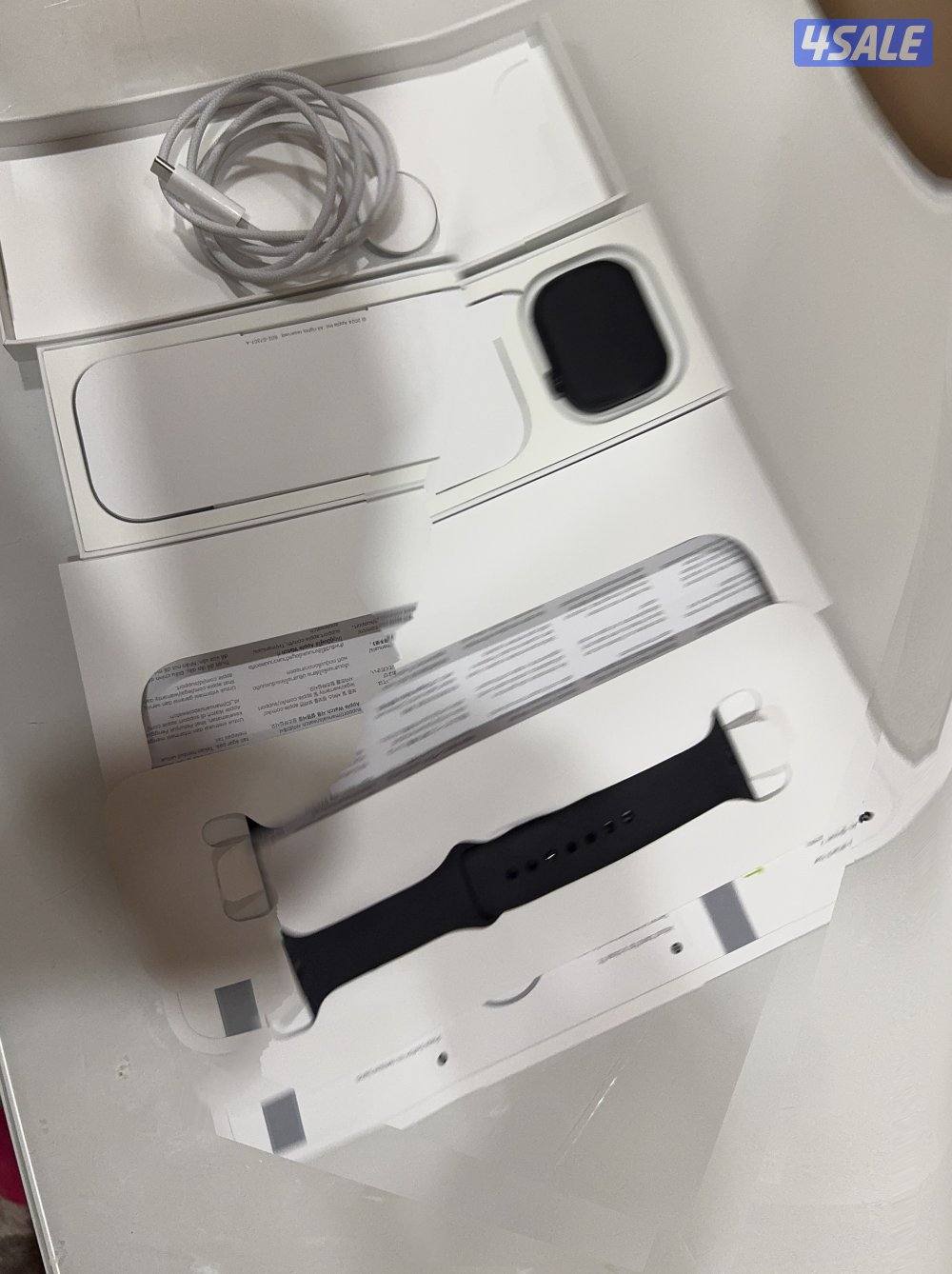 ساعةابل واتش سيريس 10 Gbs+ شريحه هاتف،مقاس 46 بطاريه 100، تعتبر جديده1