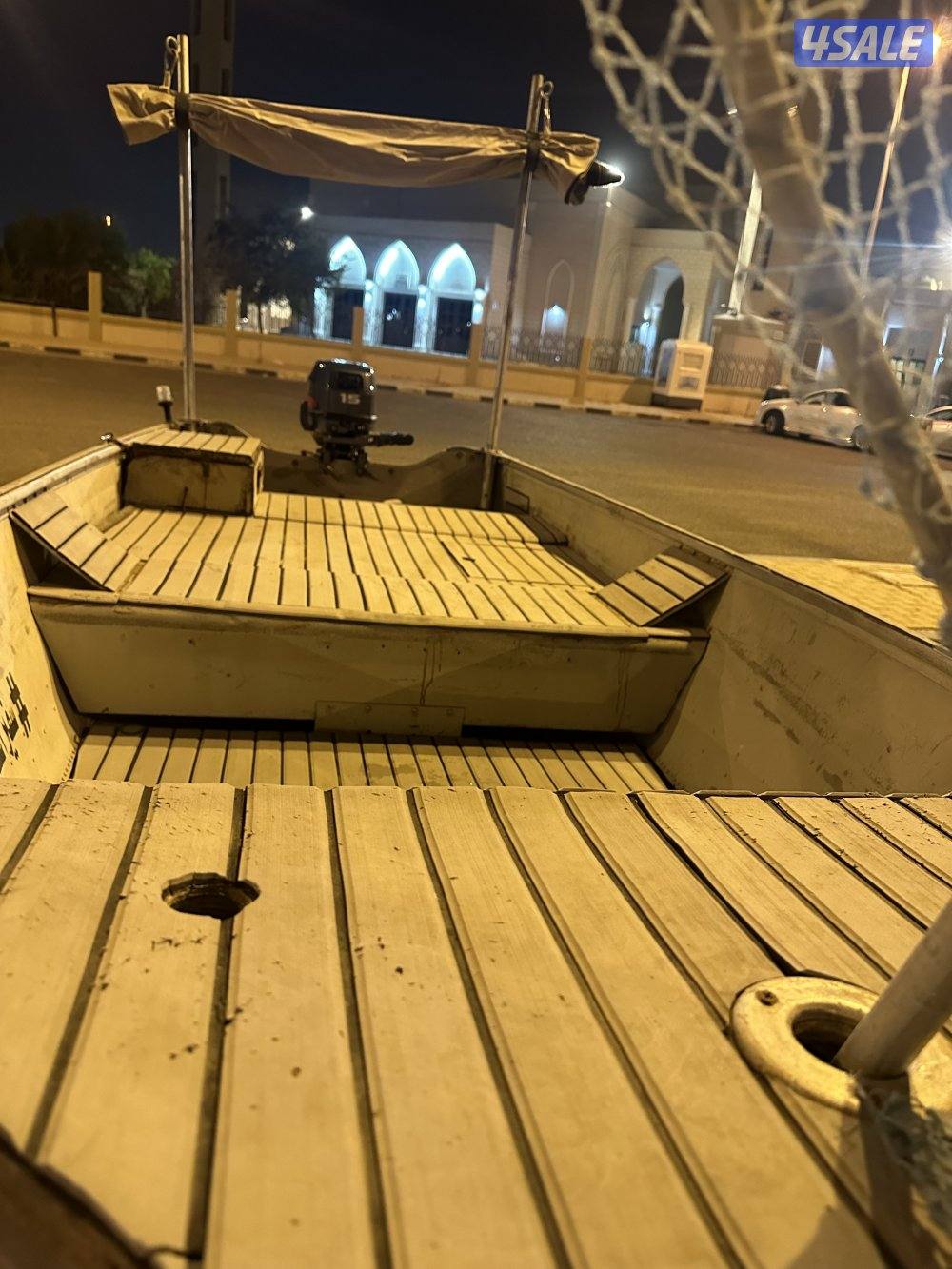 للبيع ماشوه ١٢ قدم مكينه ١٥ ياماها موديل2024 جاهزه دق سلف وانزل0