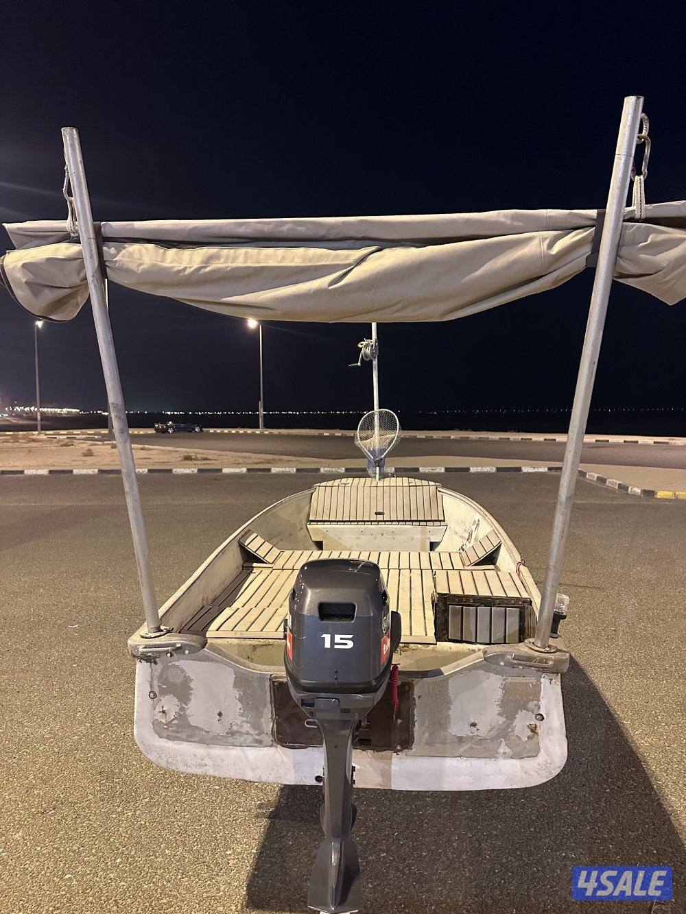 للبيع ماشوه ١٢ قدم مكينه ١٥ ياماها موديل2024 جاهزه دق سلف وانزل1