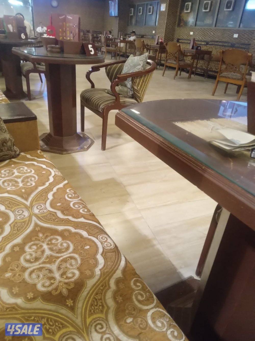 للبيع قهوه مساحه ٣٠٠ متر داخل شبره الخضار5