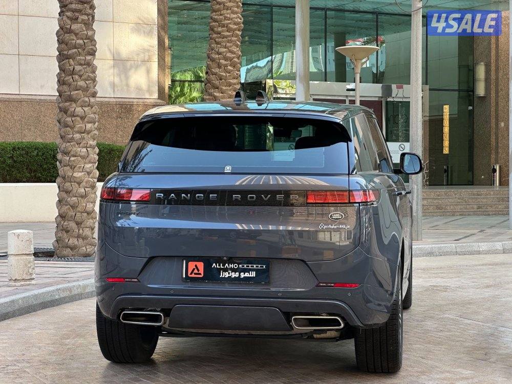 رنج روفرSPORT AUTOBIOGRAPHY موديل2023عداد53الف وارد الغانم تحت الكفاله2