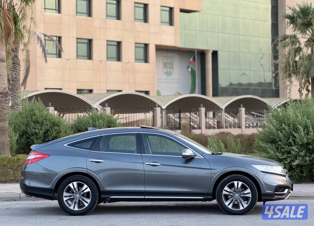 كروس تاور 2013 الغانم عداد 171 ألف كامل المواصفات2