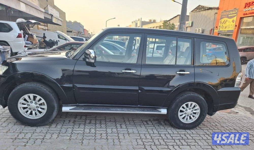 Mitsubishi Pajero 2015 For Sale in Farwaniyah0