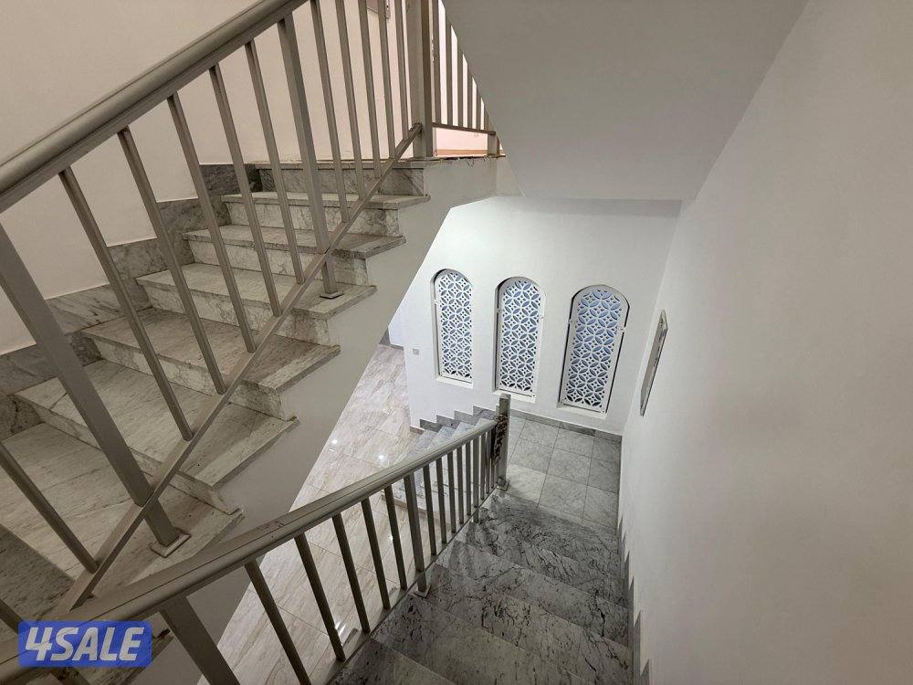 للإيجار بيت حكومه نظيف بالنهضة12