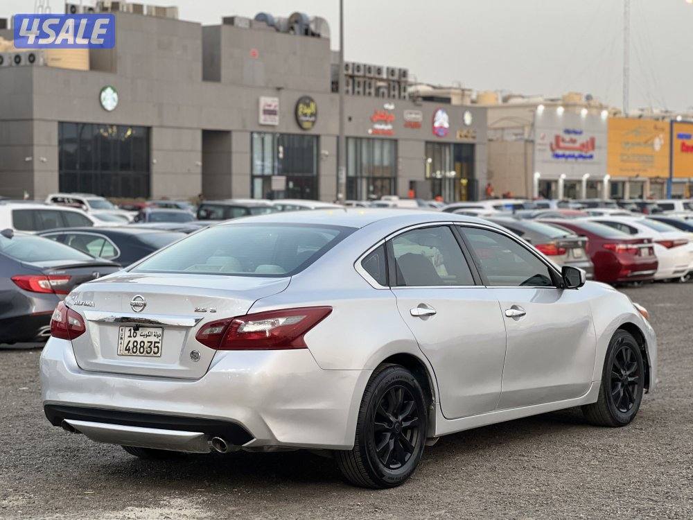 للبيع التيما 2018 عداد 130 الف3