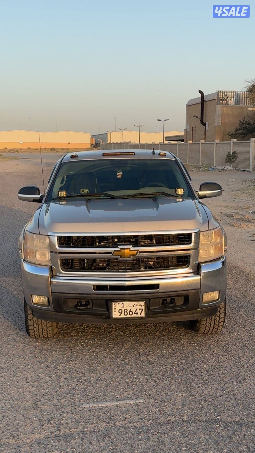 وانيت سلفرادو LThd25001