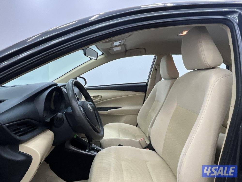 TOYOTA YARIS_N 22Y04L5