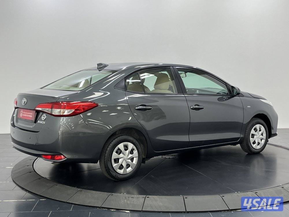 TOYOTA YARIS_N 22Y04L11