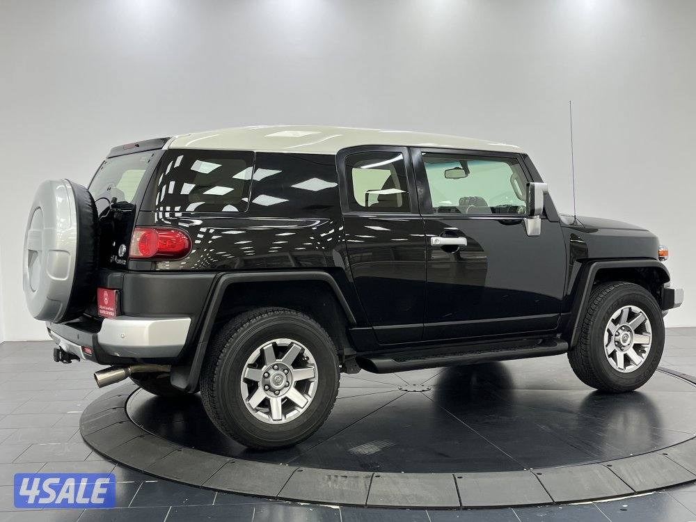 TOYOTA FJ CRUISER 22FJH211