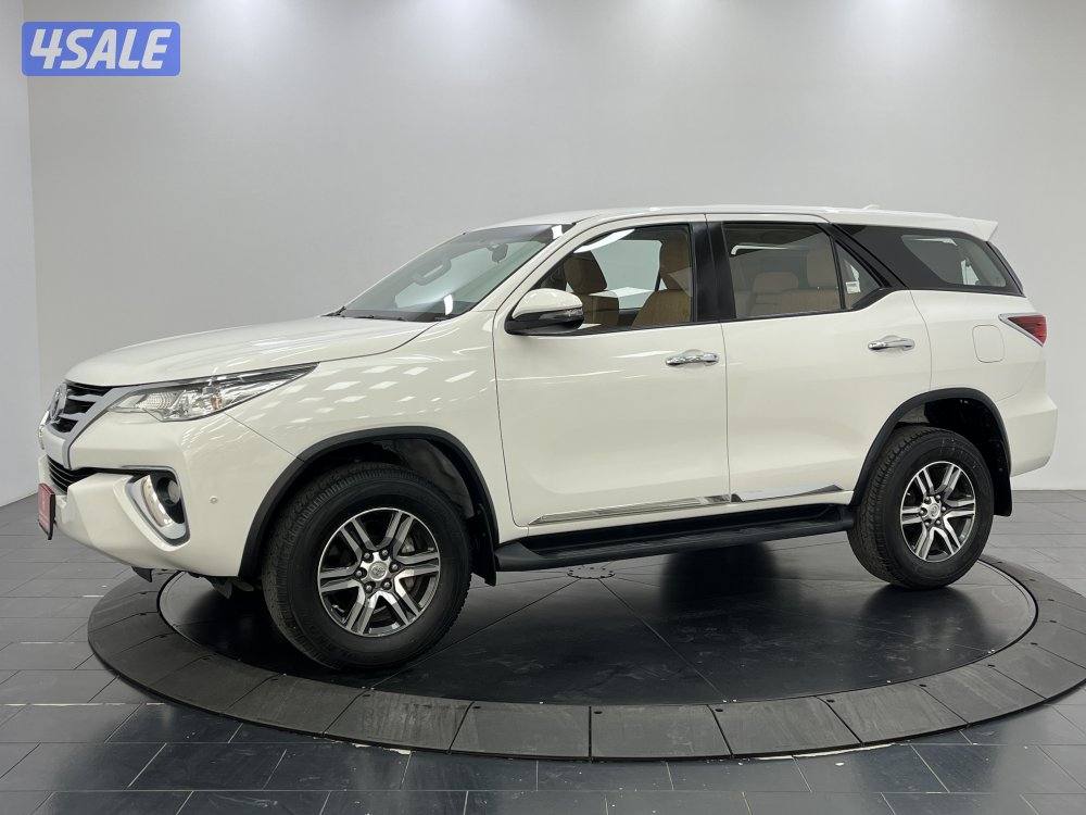 TOYOTA FORTUNER_N 20FT2A0