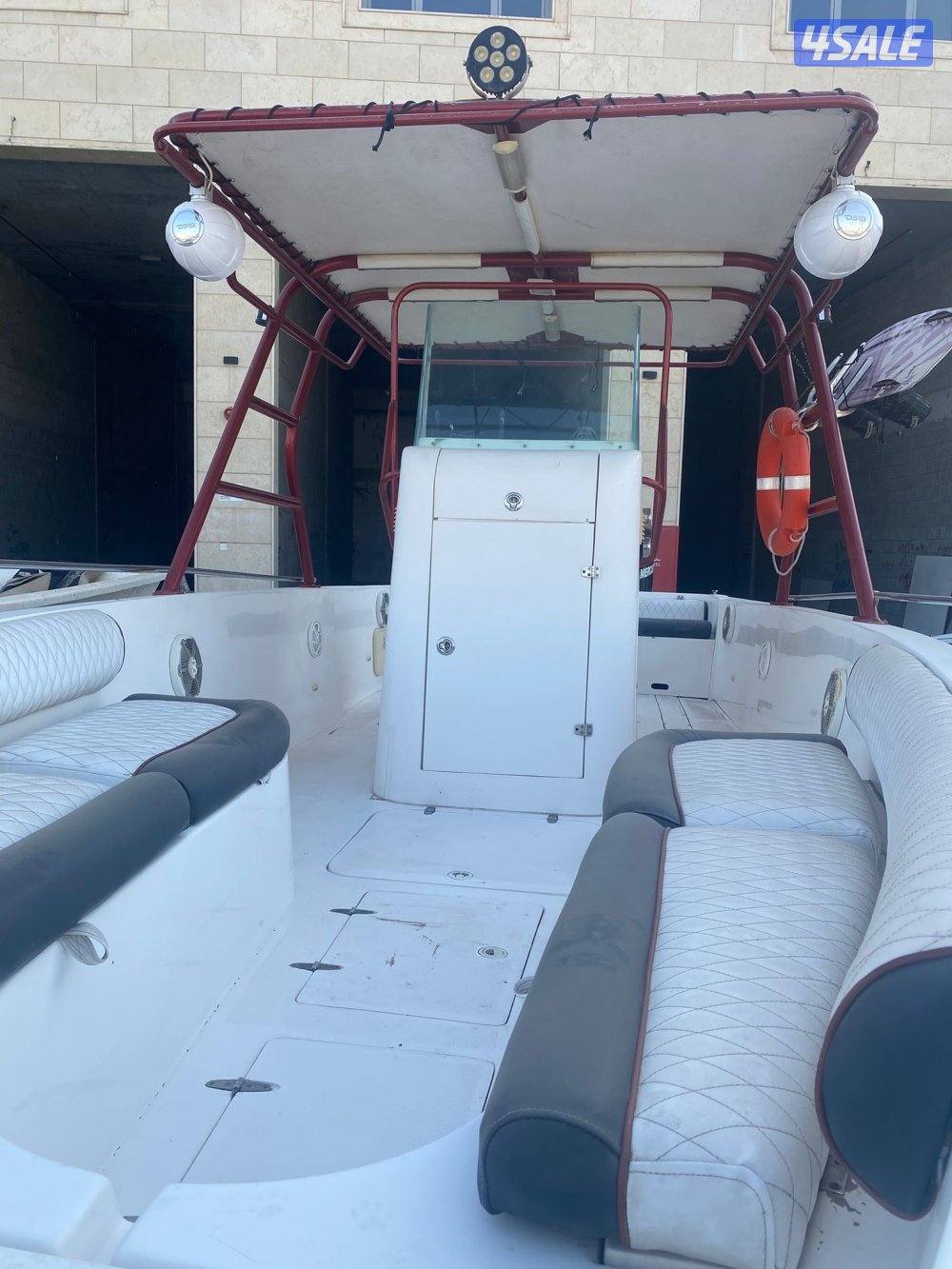 للبيع طراد Gulf Master ٢٨ قدم موديل ٢٠١٠ مكينتين ميركوري 225/2256