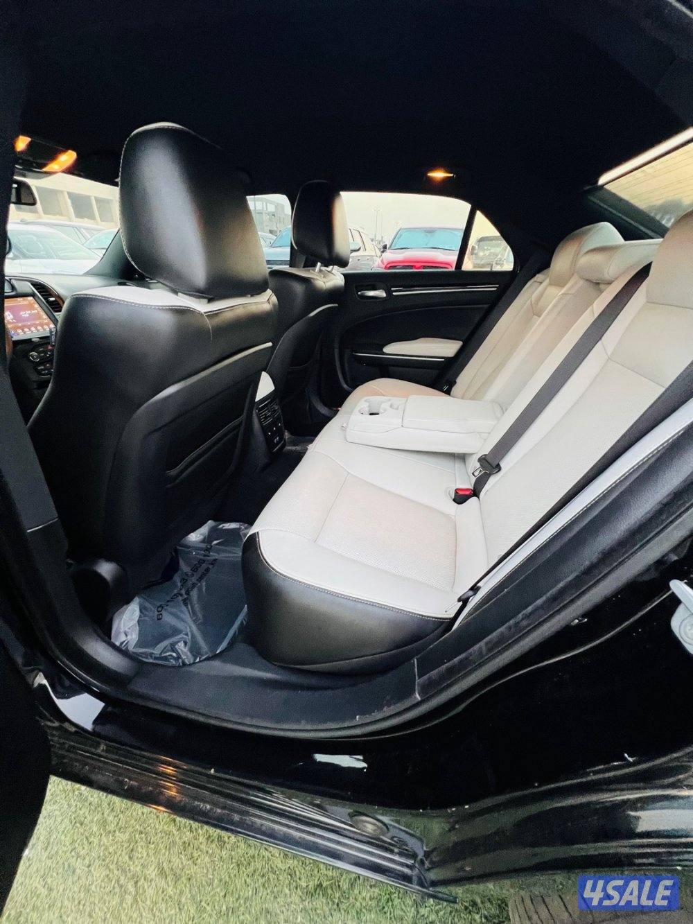 🚘 كرايزلر- S300 موديل 20219