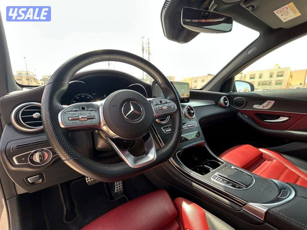 مرسيدس
GLC 200 سلندر 4 تيربو
عداد 61 الف8