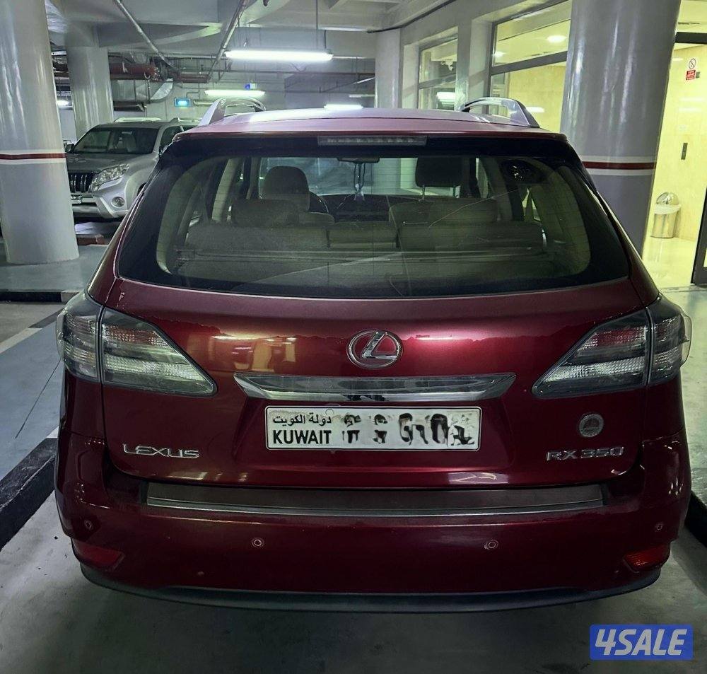 للبيع سيارة لكزس 350 RX مو 20126