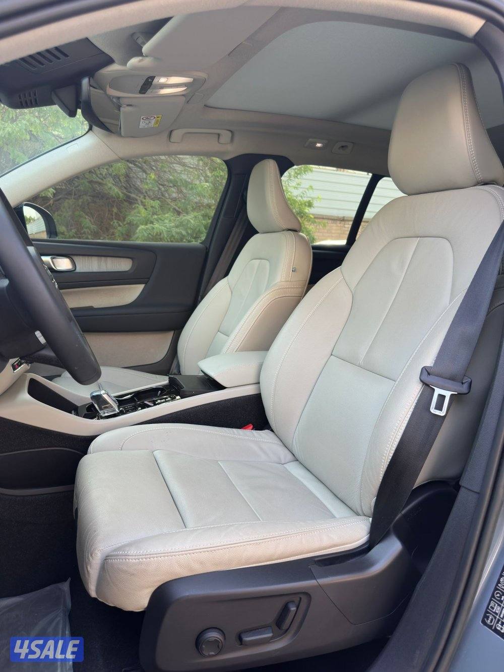 Volvo    
XC 40
B48