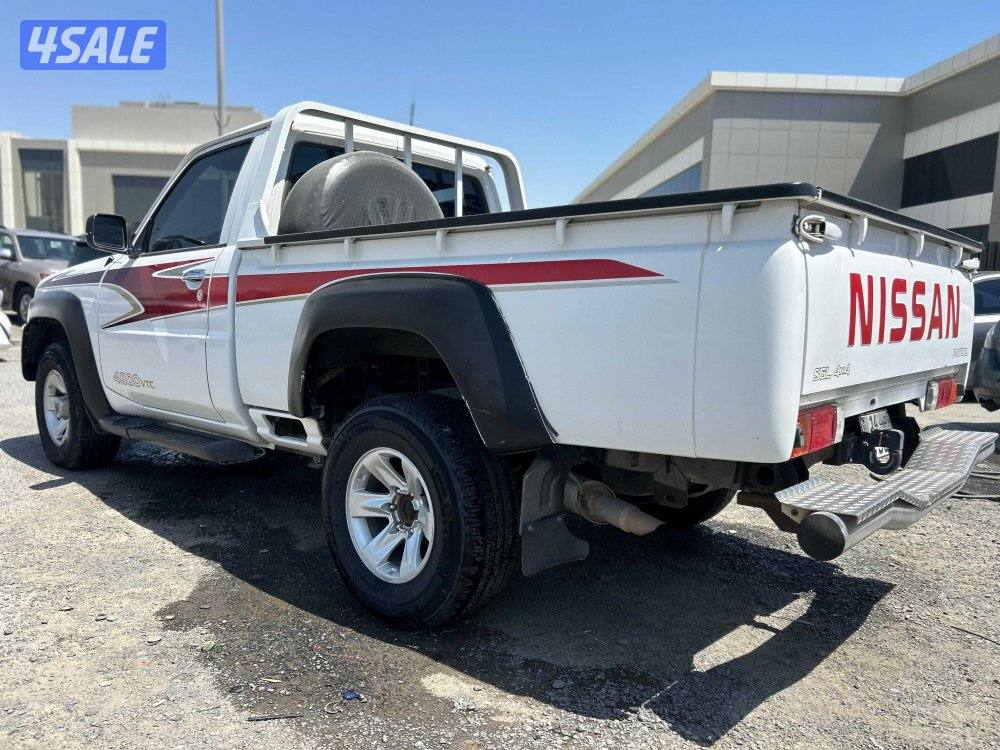 نيسان وانيت2