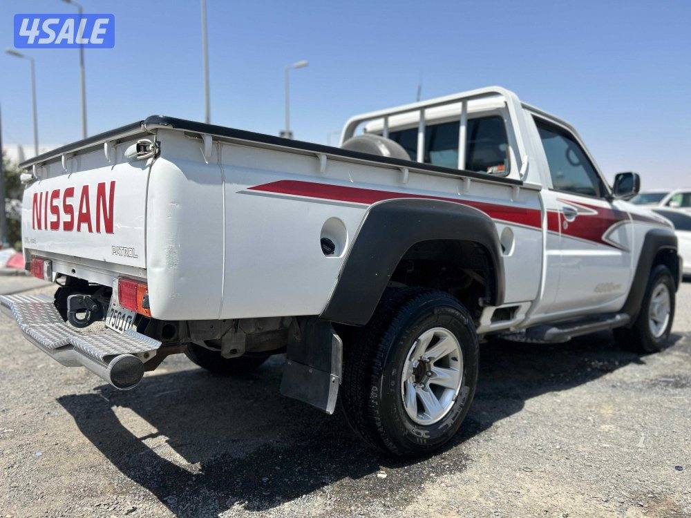 نيسان وانيت3