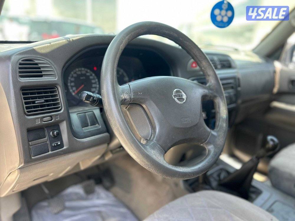 نيسان وانيت7