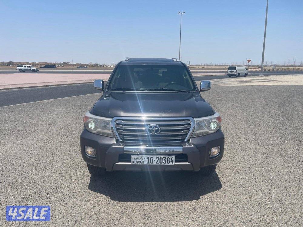 لاندكروزر GXR V81