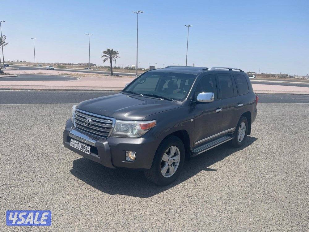 لاندكروزر GXR V84