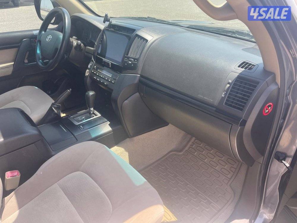 لاندكروزر GXR V89