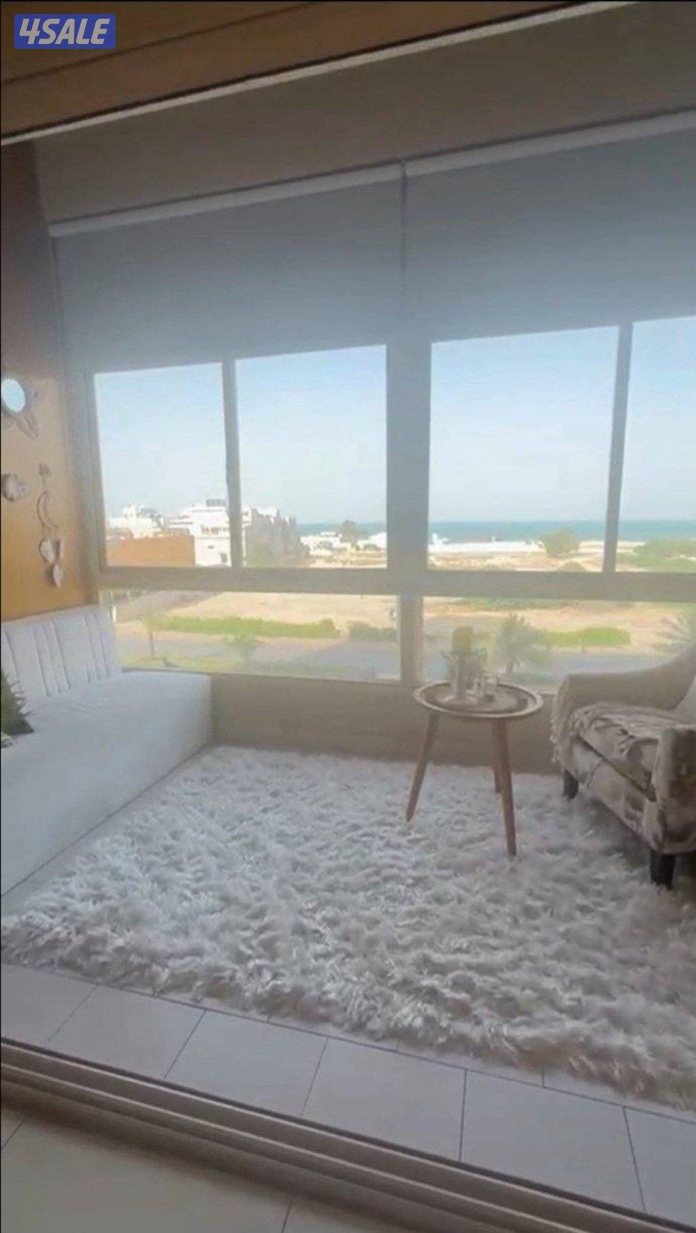 لايطفوكم شقه اطلاله بحريه كامله 150م0