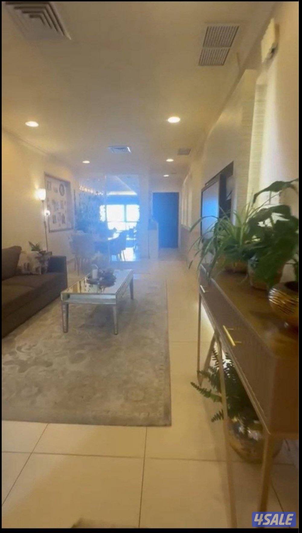 لايطفوكم شقه اطلاله بحريه كامله 150م1