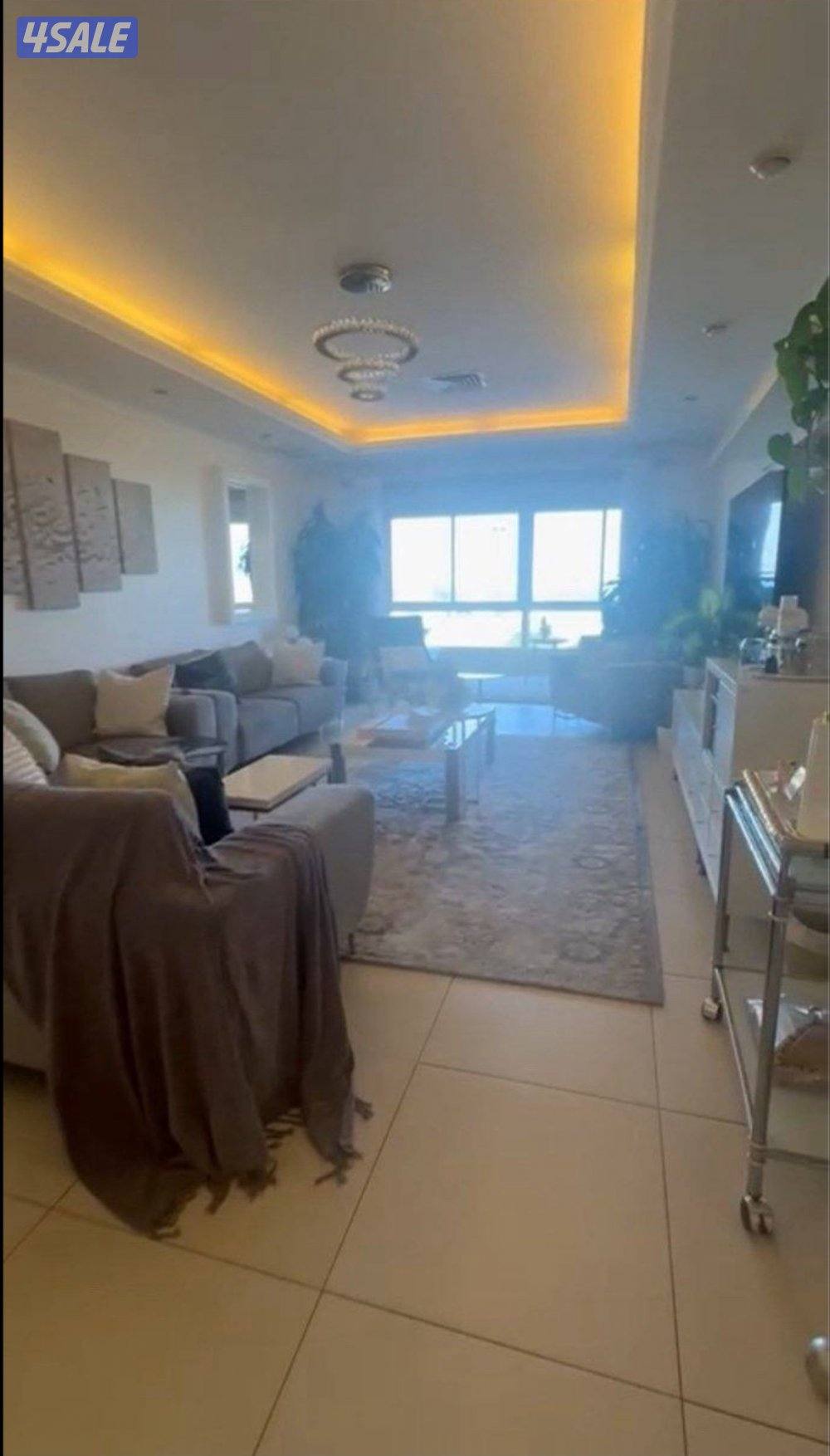 لايطفوكم شقه اطلاله بحريه كامله 150م2