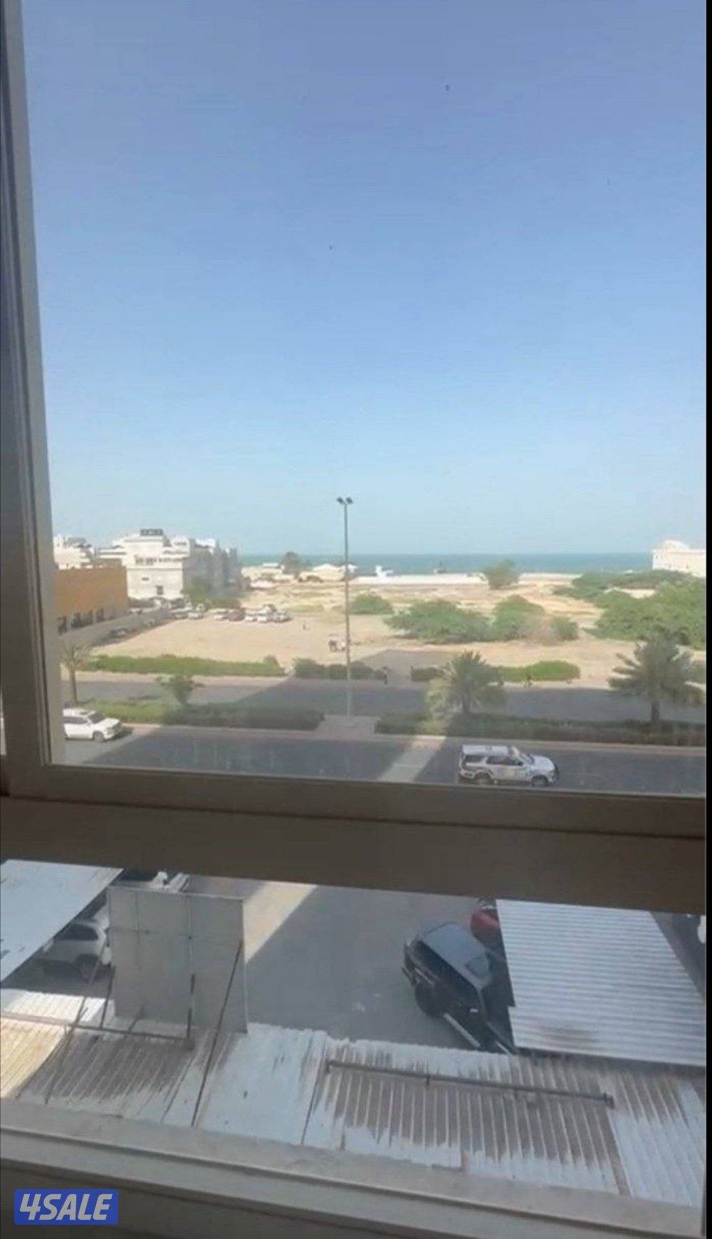 لايطفوكم شقه اطلاله بحريه كامله 150م4