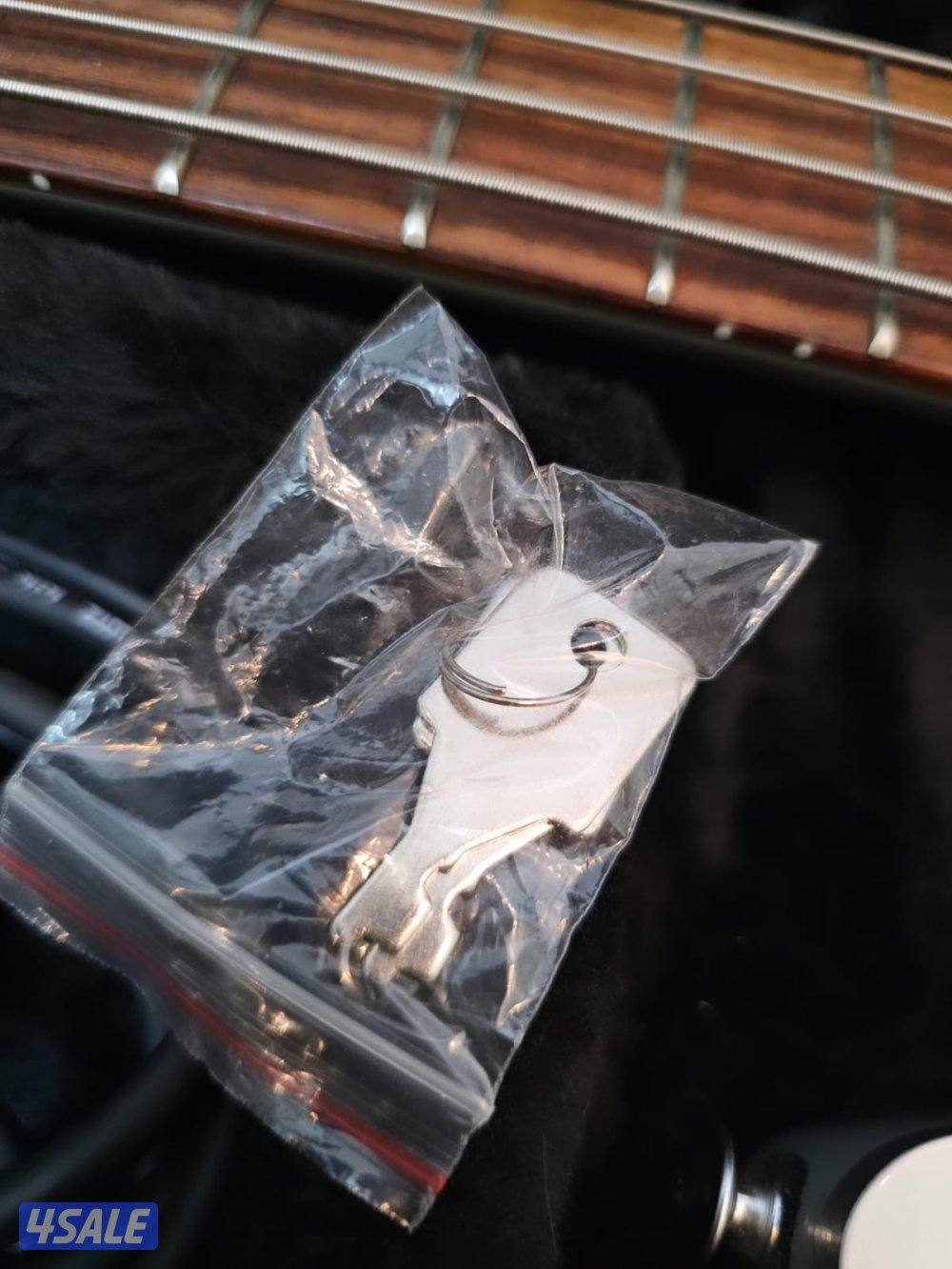 Yamaha RBX A2 Electric Bass Guitar 
Maple/Rosewood/Agathis 4 Strings w10