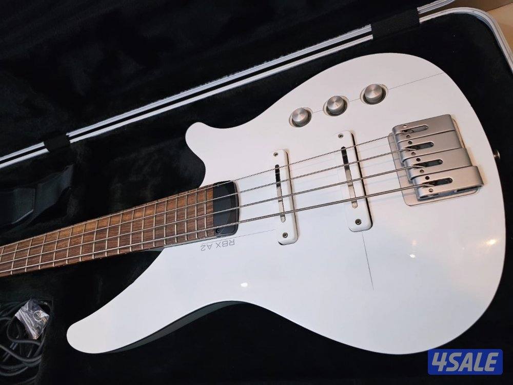 Yamaha RBX A2 Electric Bass Guitar 
Maple/Rosewood/Agathis 4 Strings w12