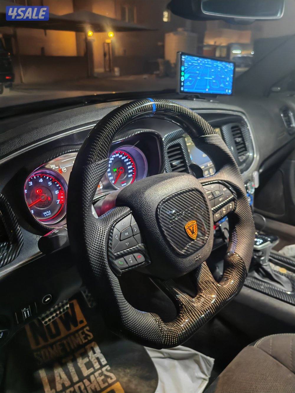 للبيع دودج تشاجر SRT 2015 سماوي3