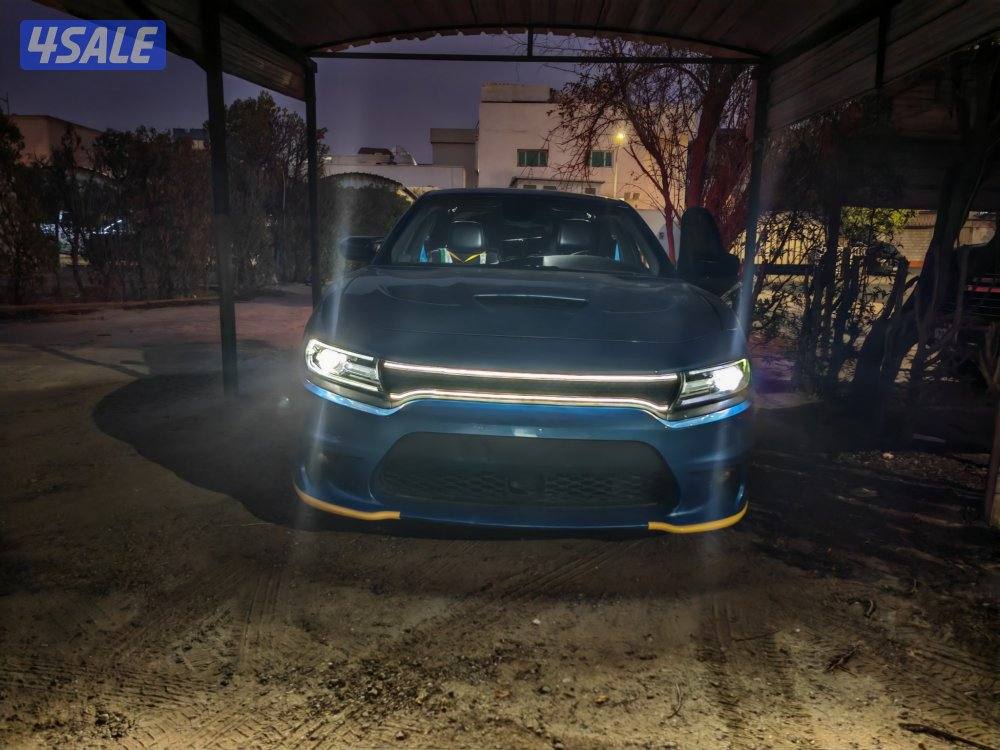 للبيع دودج تشاجر SRT 2015 سماوي4