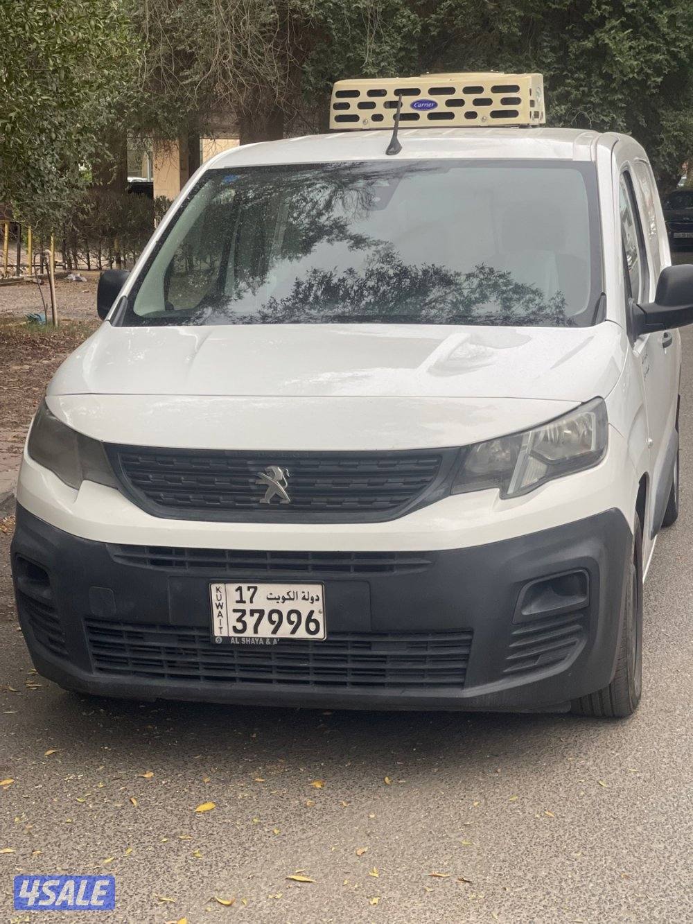 للبيع بيجو بارتنر4