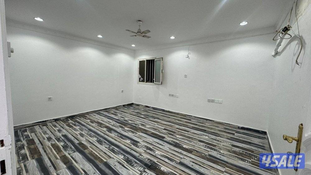 دور اول  مدخل خاص. موقف سيارة1