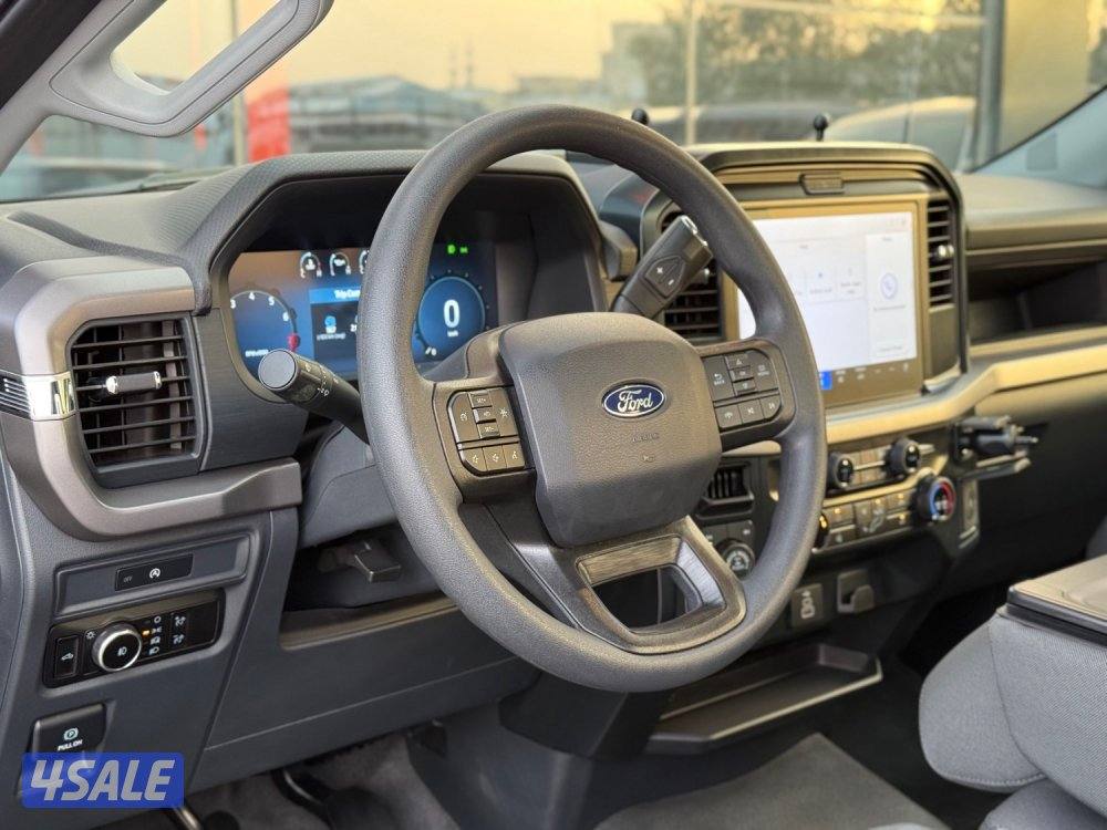 F150 XLT FX4 _2025 عداد 3 الاف فقط  _ دبل قير6